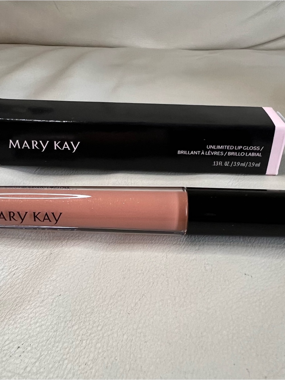 Mary Kay Unlimited Lip Gloss Soft Nude